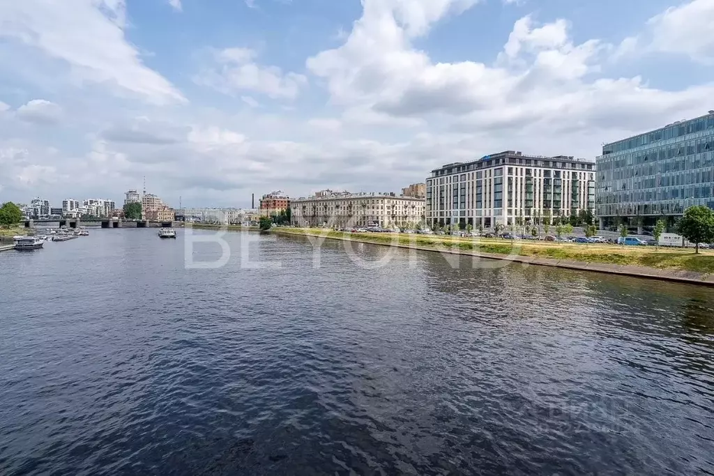 2-к кв. Санкт-Петербург наб. Адмирала Лазарева, 22 (89.0 м) - Фото 1