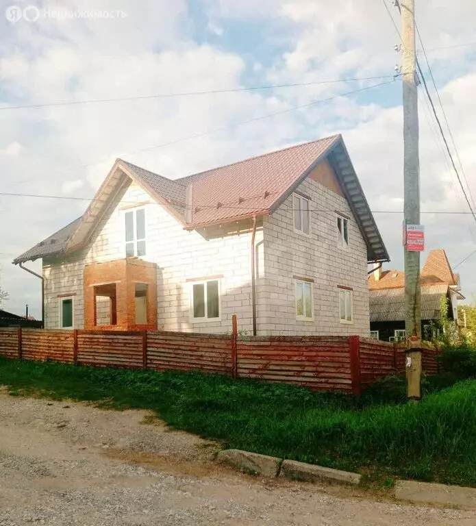 Дом в Пермь, Кустарная улица (166.8 м) - Фото 0