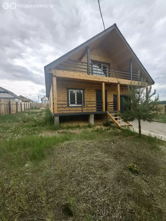 Дом в село Максимовщина, Ромашковая улица (200 м) - Фото 0
