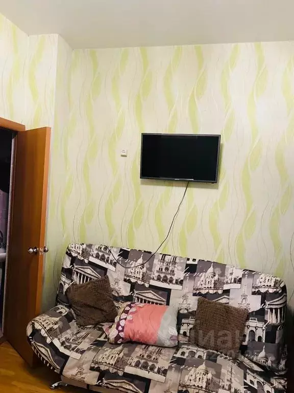 Комната Нижегородская область, Нижний Новгород ул. Спартака, 17 - Фото 1