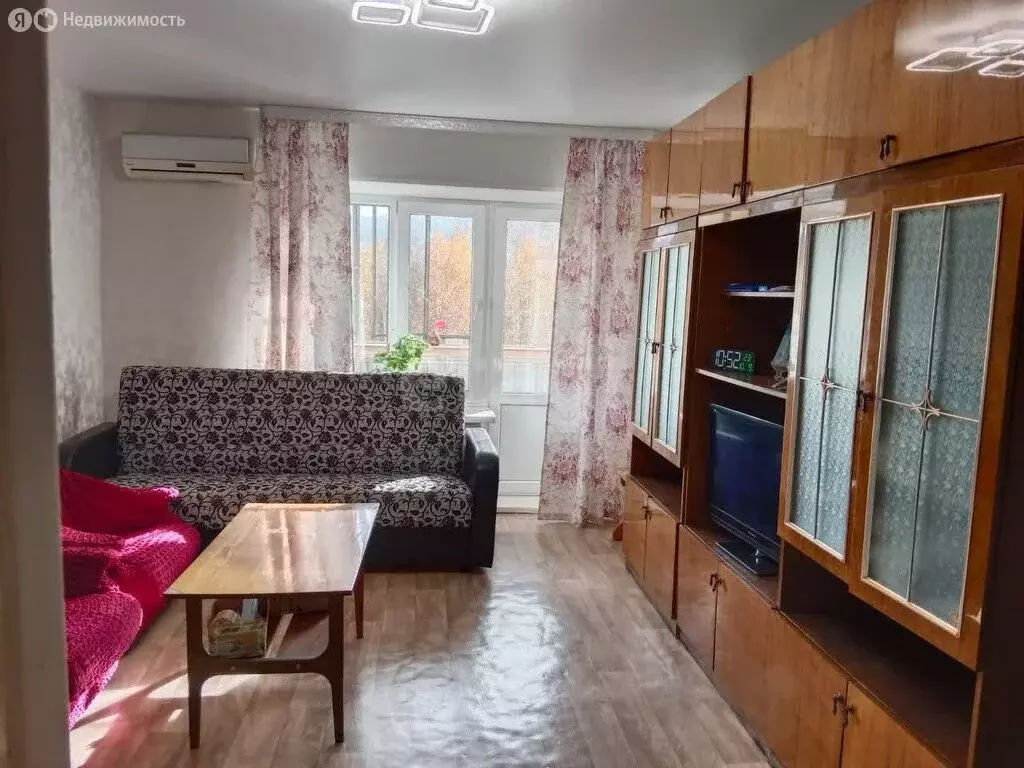 3-комнатная квартира: Сим, улица Революции, 7 (60.7 м) - Фото 2