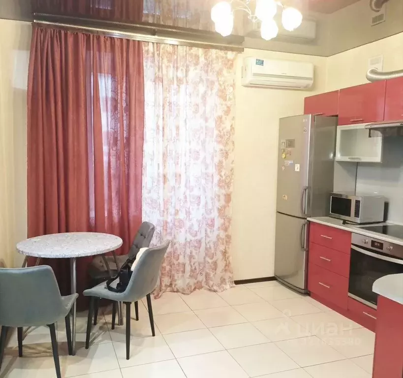 1-к кв. Самарская область, Самара Молодежная ул., 10 (41.0 м) - Фото 1