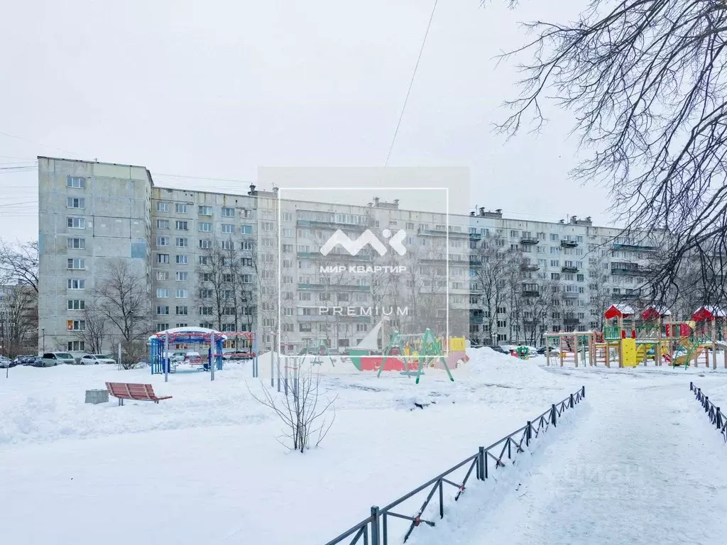 3-к кв. Санкт-Петербург ул. Дыбенко, 22К1 (72.7 м) - Фото 1