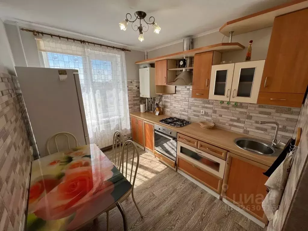 2-к кв. Крым, Евпатория ул. Эскадронная, 9 (50.0 м) - Фото 1