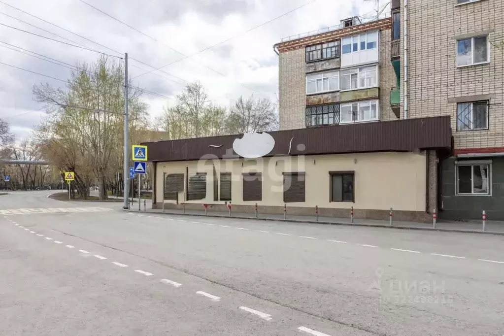 Помещение свободного назначения в Тюменская область, Тюмень ул. ... - Фото 1