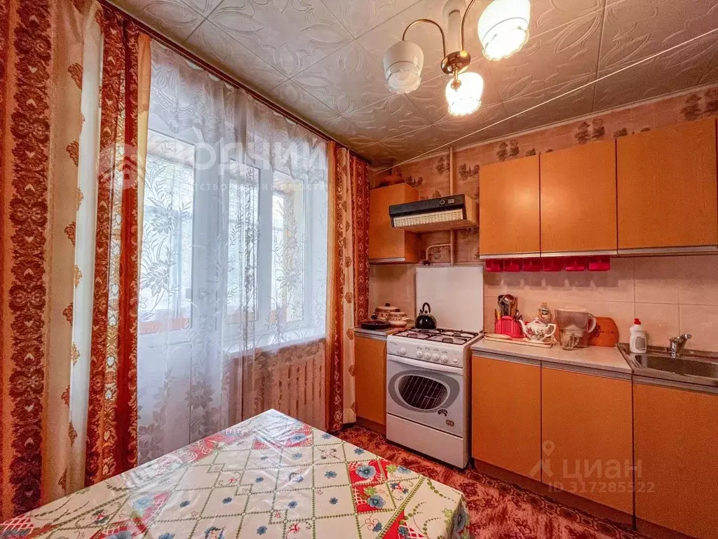 3-к кв. Чувашия, Чебоксары ул. Кадыкова, 4 (69.4 м) - Фото 0