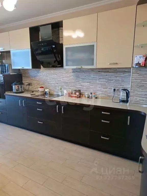 3-к кв. Белгородская область, Белгород ул. Макаренко, 24 (97.0 м) - Фото 2