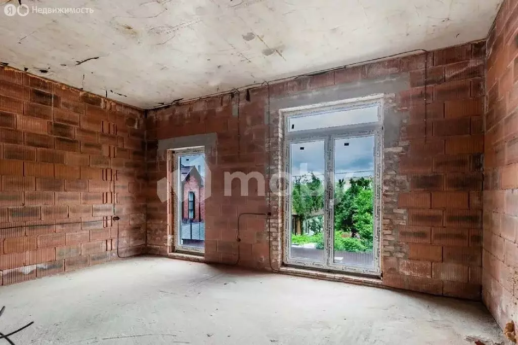 Дом в Калининград, улица Александра Невского (400.6 м) - Фото 0