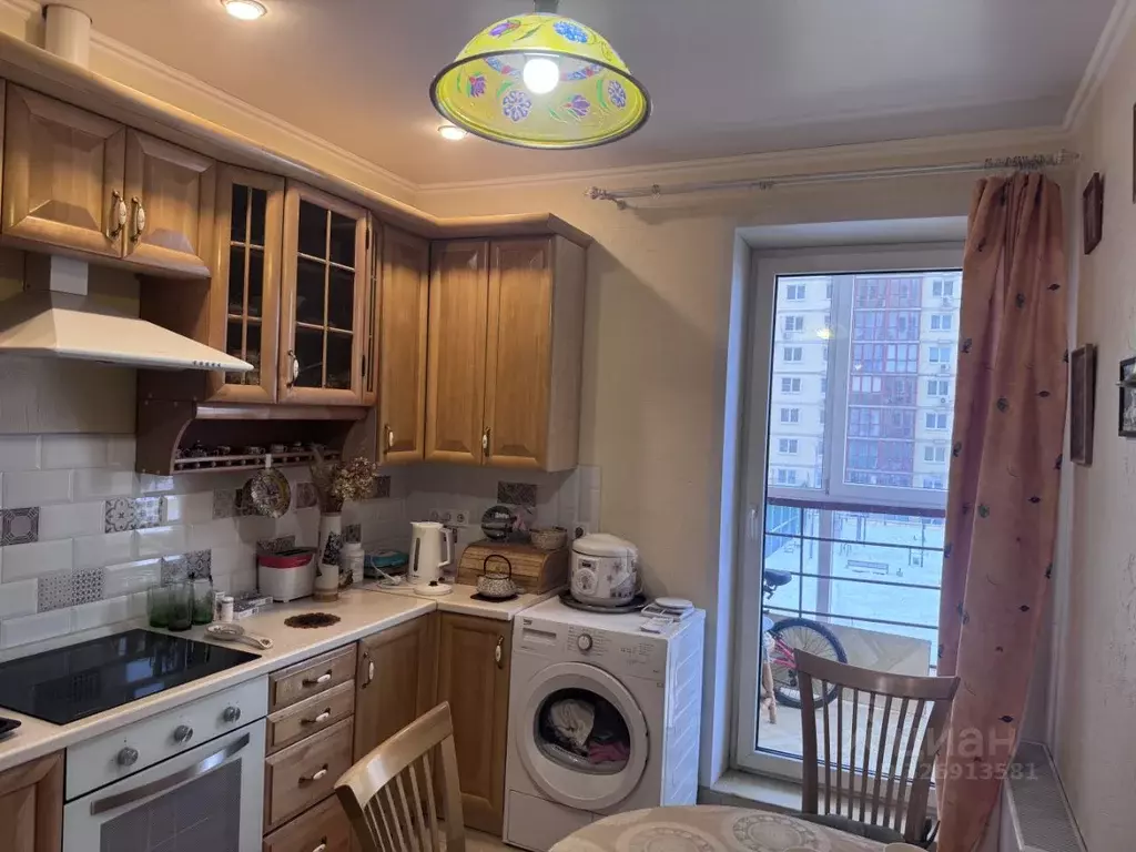 2-к кв. Московская область, Королев Пионерская ул., 13к5 (61.0 м) - Фото 0