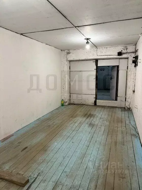 Гараж в Свердловская область, Екатеринбург ул. Шейнкмана, 124А (17 м) - Фото 1