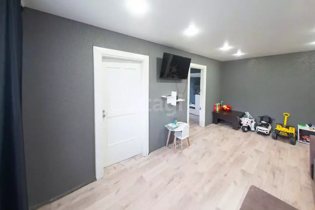 4-к кв. Татарстан, Альметьевск ул. Ленина, 113 (60.5 м) - Фото 1