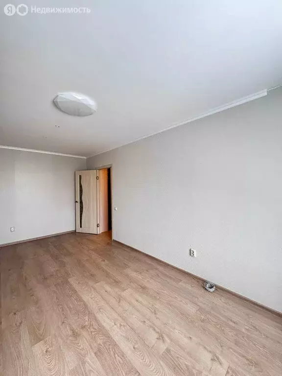 2-комнатная квартира: посёлок городского типа Стройкерамика, улица ... - Фото 1