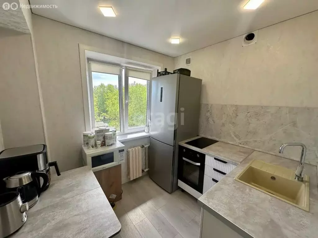 2-комнатная квартира: Ачинск, 5-й микрорайон, 17 (43.9 м) - Фото 0