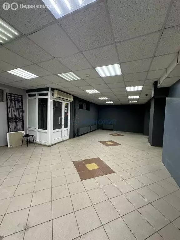 Торговая площадь (250 м) - Фото 2