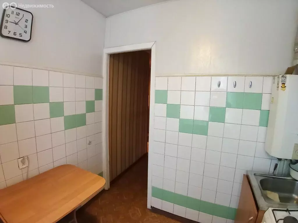 2-комнатная квартира: посёлок Шушары, Школьная улица, 4 (42 м) - Фото 1