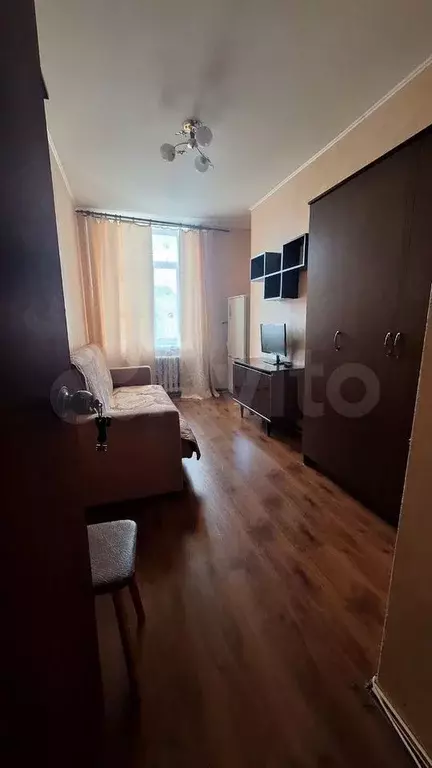 Комната 12 м в 3-к., 6/6 эт. - Фото 0