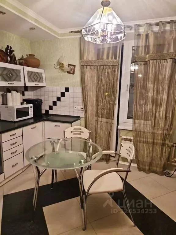 2-к кв. Московская область, Павловский Посад ул. Чапаева, 9 (70.0 м) - Фото 2