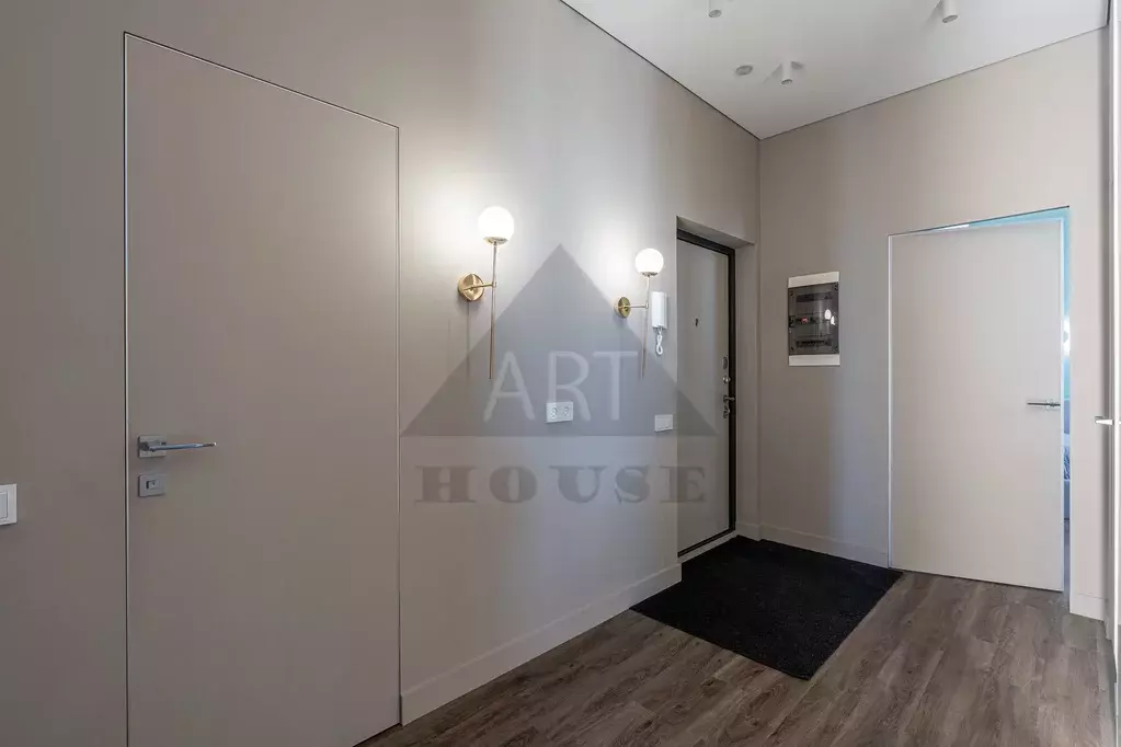 Продаётся 2-к квартира, 70.3 м - Фото 1
