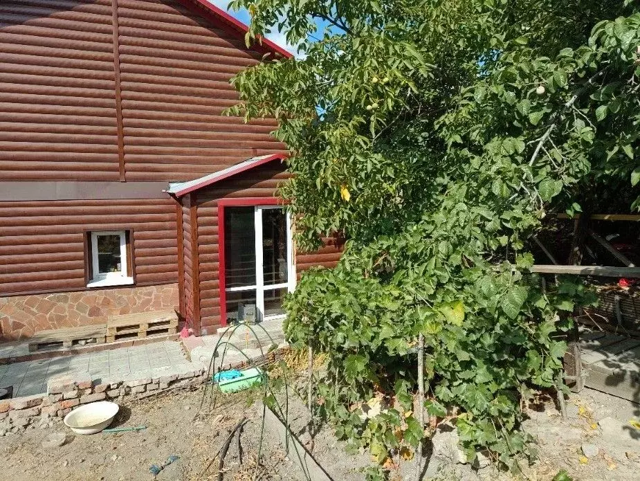 Дом в Саратовская область, Саратов Лысогорская ул., 57 (166 м) - Фото 0