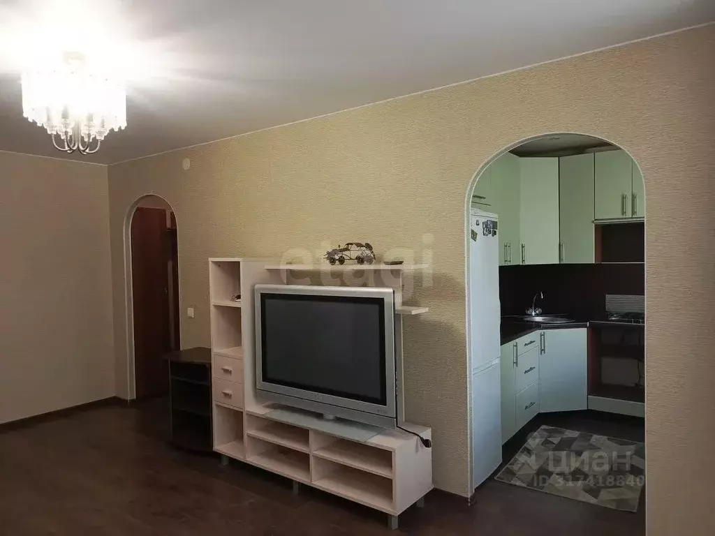 2-к кв. Ленинградская область, Кириши ул. Мира, 9 (43.9 м) - Фото 0