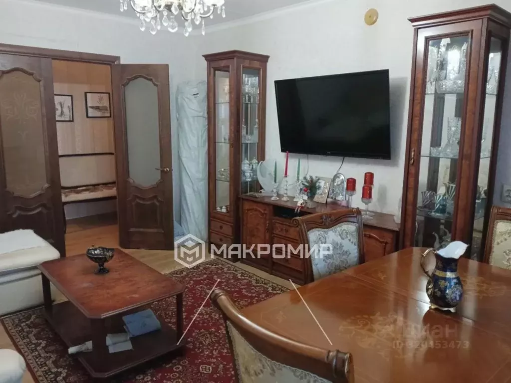 3-к кв. Орловская область, Орел ул. 5 Августа, 48 (65.2 м) - Фото 0