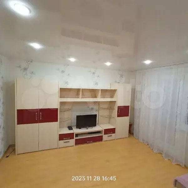 1-к. квартира, 42 м, 5/9 эт. - Фото 0