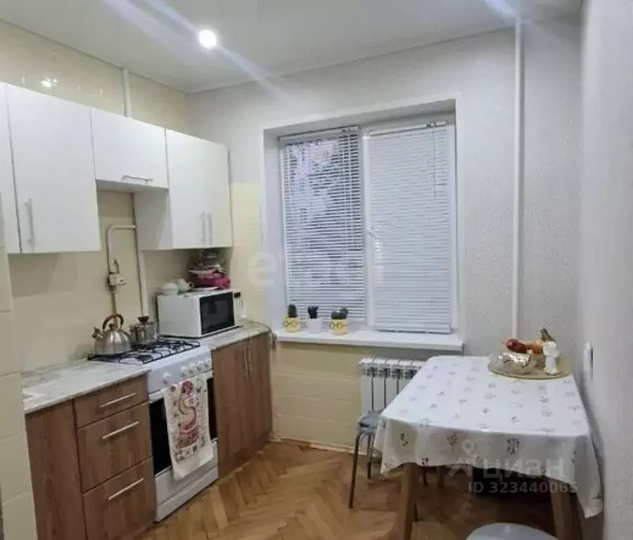 2-к кв. Курская область, Курск просп. Кулакова, 3 (45.8 м) - Фото 1