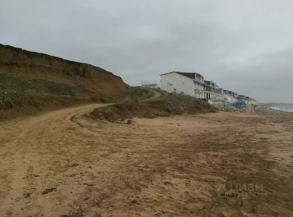 Участок в Крым, Феодосия муниципальный округ, Приморский пгт ул. ... - Фото 2