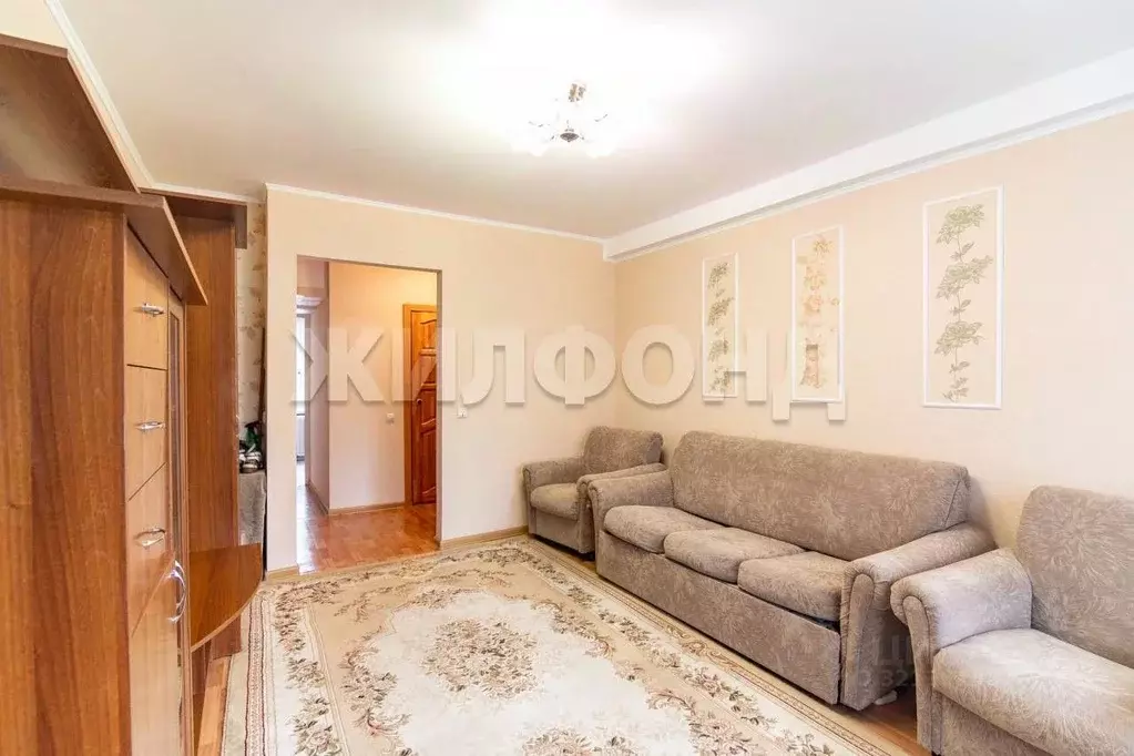 3-к кв. Алтайский край, Барнаул ул. Георгиева, 11А (58.6 м) - Фото 1