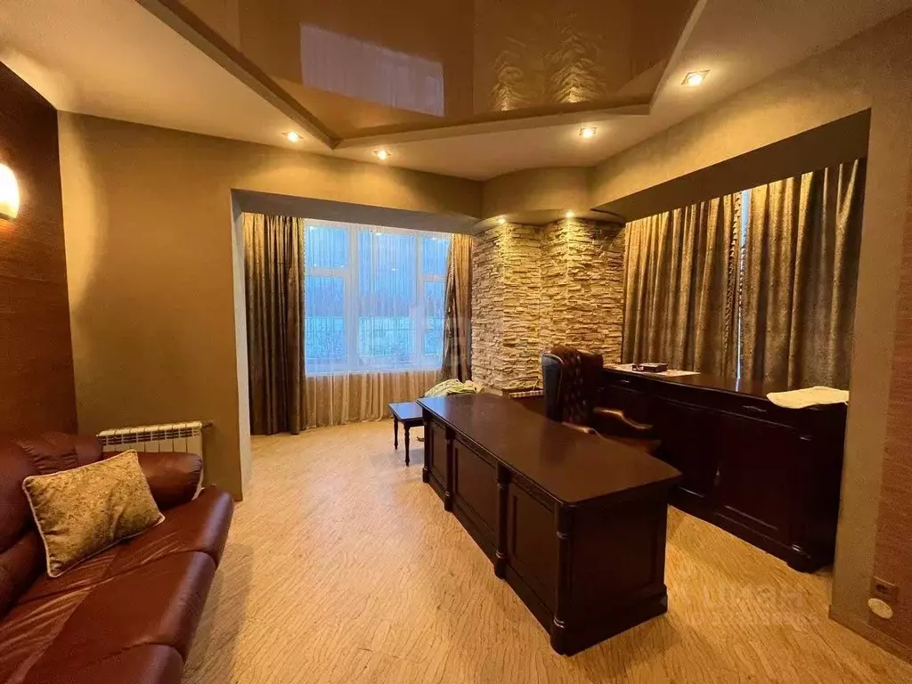 3-к кв. Марий Эл, Йошкар-Ола Якова Эшпая ул., 156А (206.0 м) - Фото 1