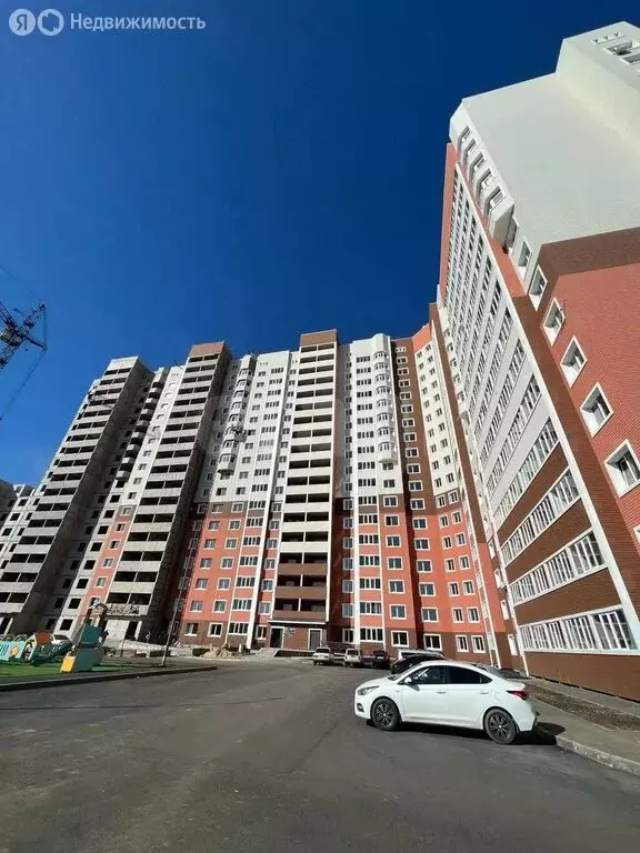 2-комнатная квартира: Оренбург, улица Фронтовиков, 10/4 (45 м) - Фото 0