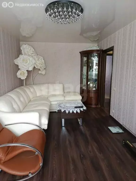 3-комнатная квартира: Новый Уренгой, район Северная Жилая Часть, ... - Фото 2