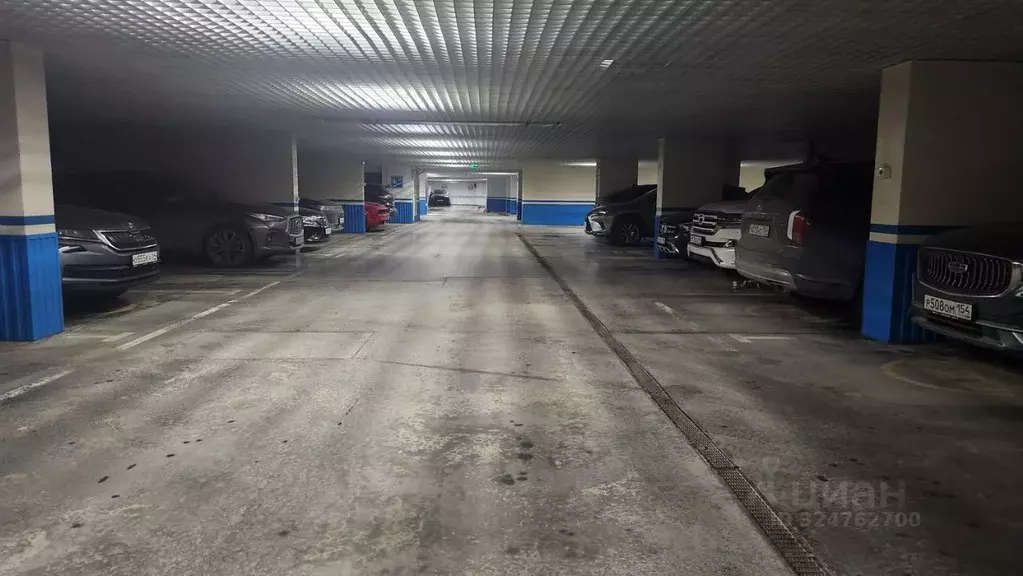 Гараж в Новосибирская область, Новосибирск ул. Сибревкома, 9 (14 м) - Фото 2