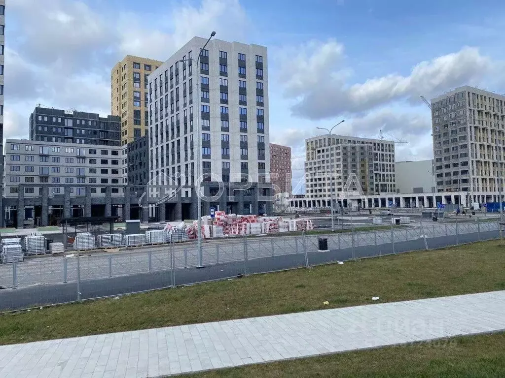 Помещение свободного назначения в Тюменская область, Тюмень ул. ... - Фото 1