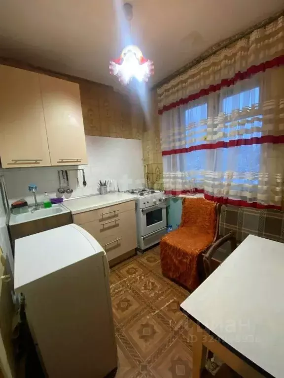 3-к кв. Ленинградская область, Волхов Авиационная ул., 25Б (56.5 м) - Фото 1