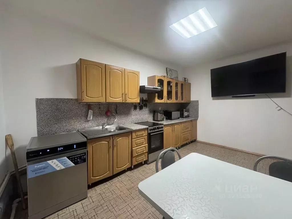 Дом в Бурятия, Иволгинский район, Иволгинское с/пос, с. Иволгинск  (78 ... - Фото 2