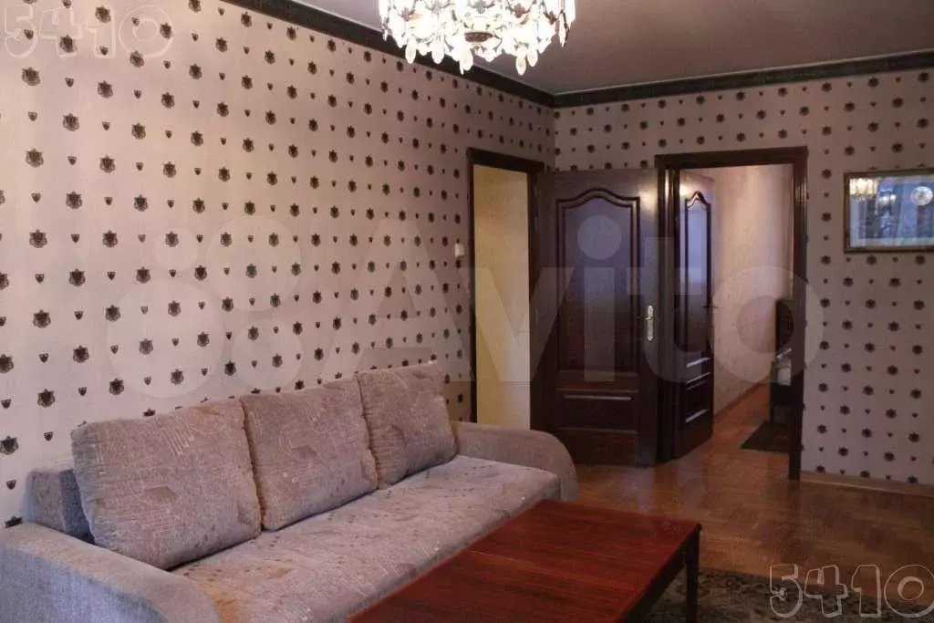 3-к. квартира, 60 м, 3/9 эт. - Фото 0