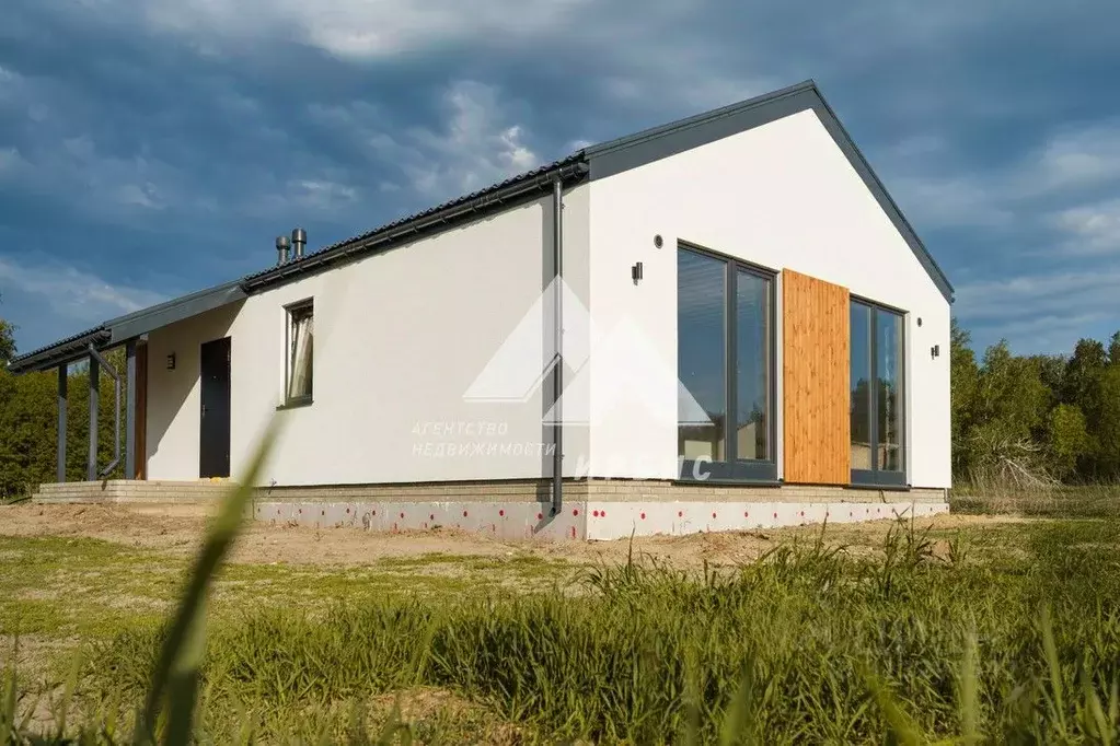 Дом в Алтайский край, Первомайский район, с. Фирсово Цветочная ул. (70 ... - Фото 1