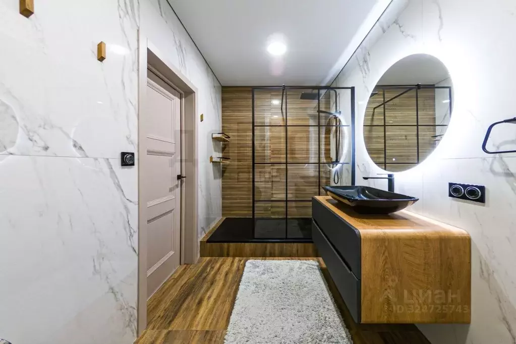 1-к кв. Свердловская область, Екатеринбург ул. Мира, 47 (55.0 м) - Фото 2