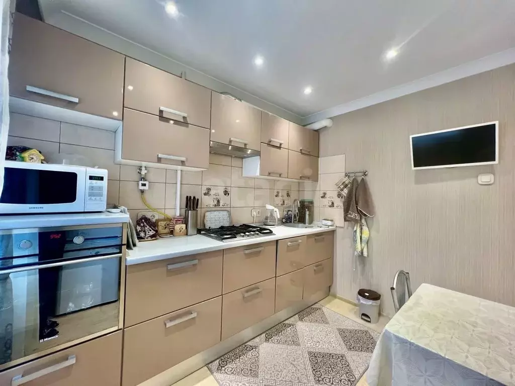 3-к кв. Тамбовская область, Тамбов Набережная ул., 24/2 (63.3 м) - Фото 1