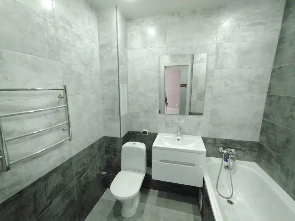 1-к кв. Волгоградская область, Волгоград ул. 70-летия Победы, 23 (34.3 ... - Фото 1