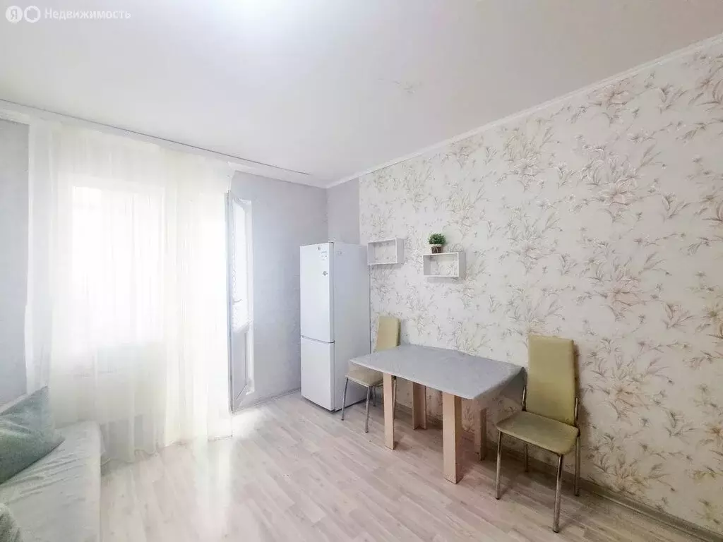 2-комнатная квартира: Белгород, улица Горького, 54Б (77.9 м) - Фото 2