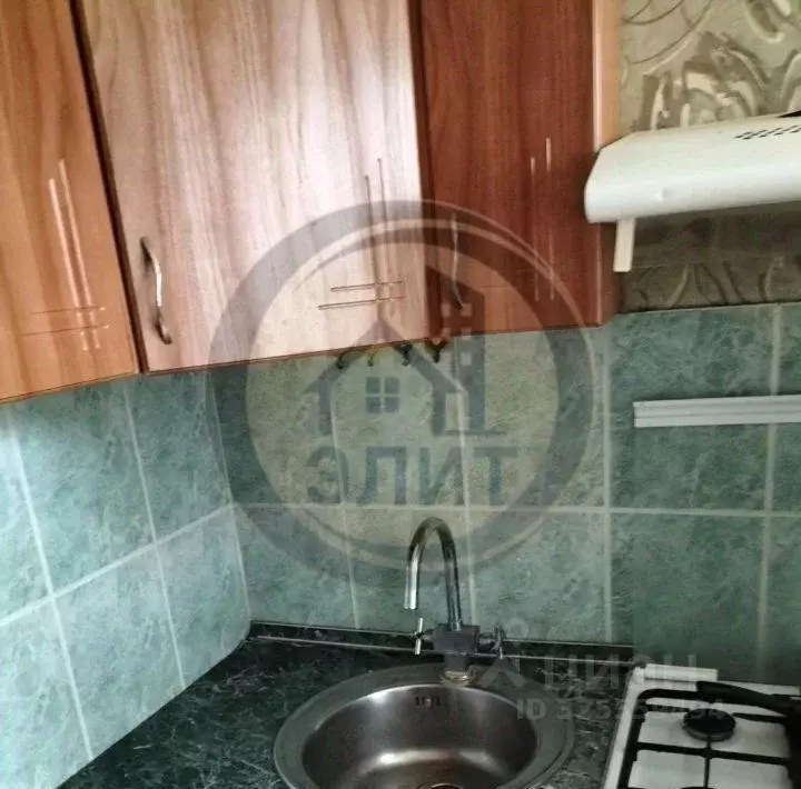 3-к кв. Белгородская область, Старый Оскол Приборостроитель мкр, 24 ... - Фото 1