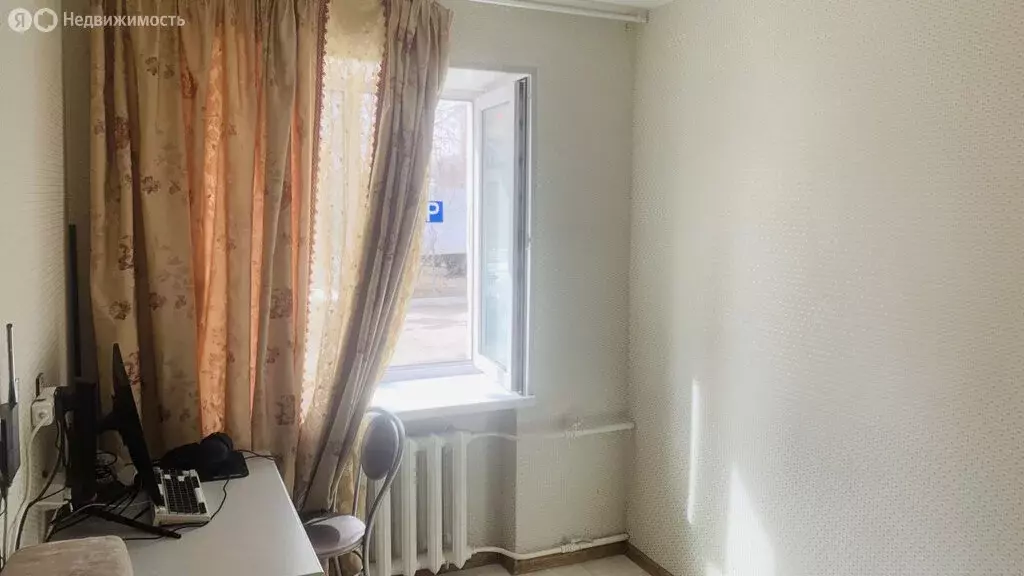 1к в -комнатной квартире (8 м) - Фото 1
