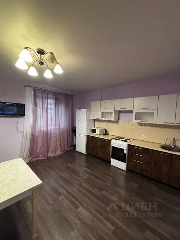 1-к кв. Тюменская область, Тюмень ул. Николая Зелинского, 3 (49.0 м) - Фото 0