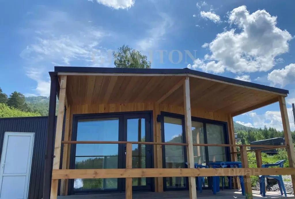 Дом в Алтай, Майминский район, Манжерокское с/пос, с. Озерное ул. ... - Фото 2