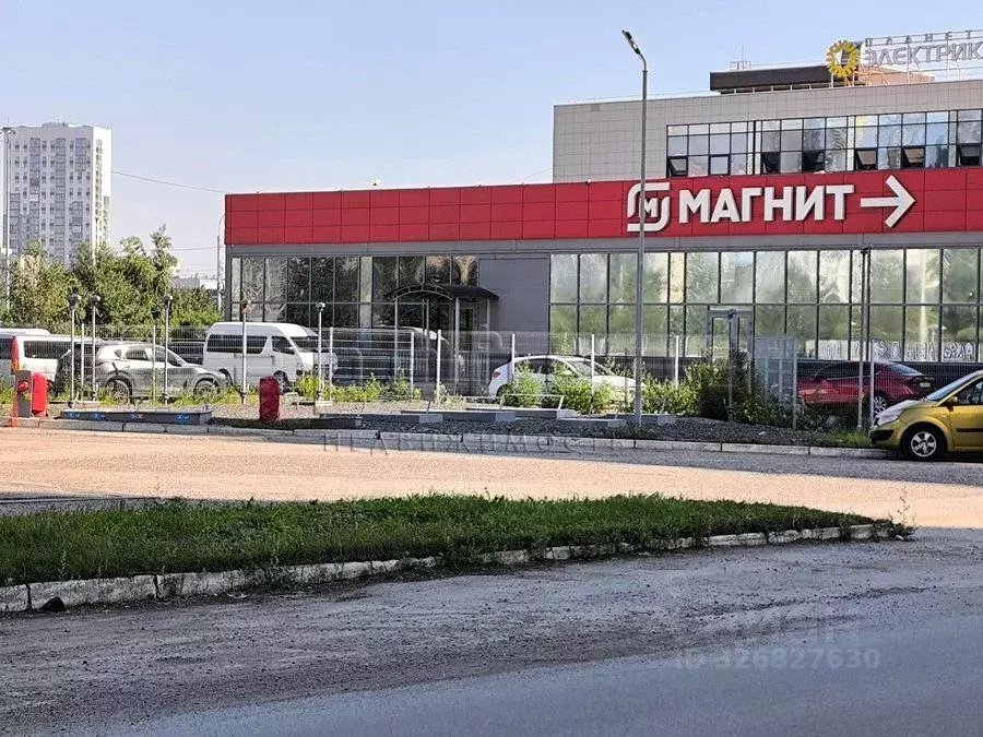 Торговая площадь в Красноярский край, Красноярск 9 Мая ул., 81А (288 ... - Фото 1