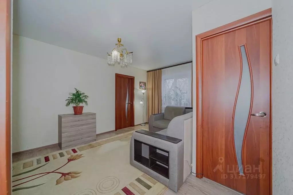2-к кв. Свердловская область, Екатеринбург ул. Фролова, 5 (42.6 м) - Фото 0
