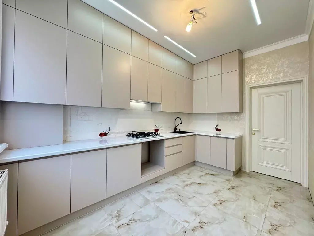 2-к кв. Кабардино-Балкария, Нальчик ул. Солнечная, 10к7 (55.4 м) - Фото 2