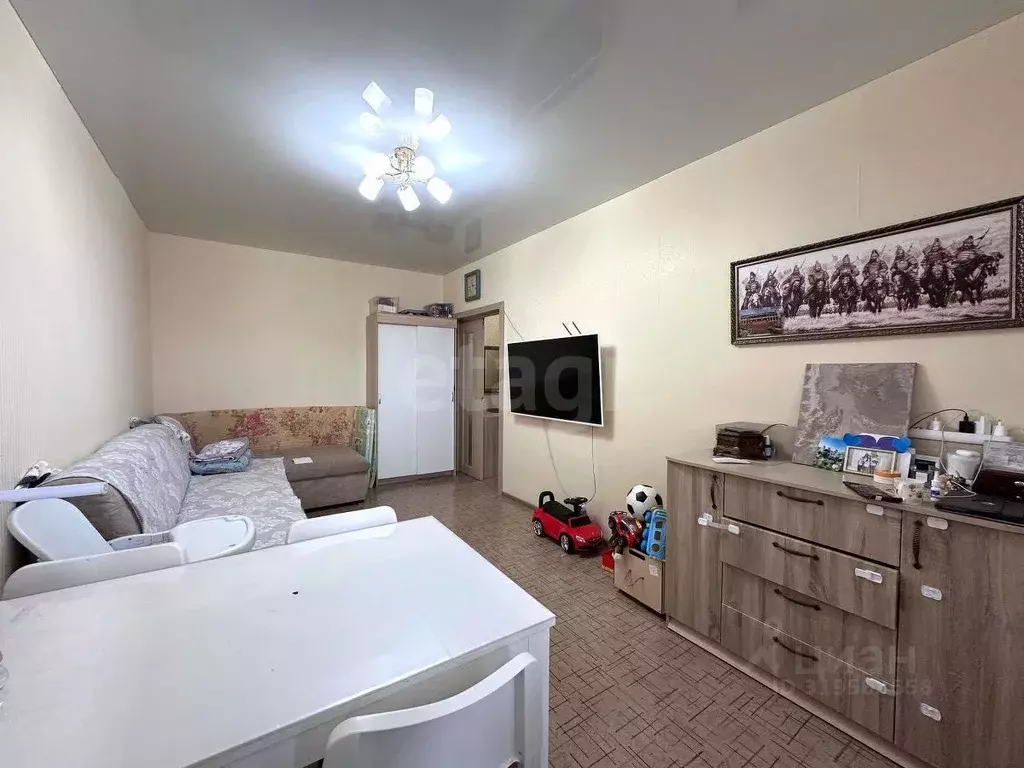 1-к кв. Калмыкия, Элиста 3-й мкр, 1 (37.4 м) - Фото 0